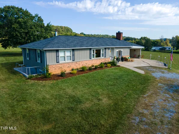 8315 Old Stage Rd, Chuckey, TN 37641