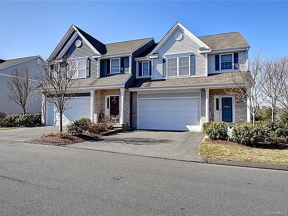 2nd image of 80 Bridlewood Ln