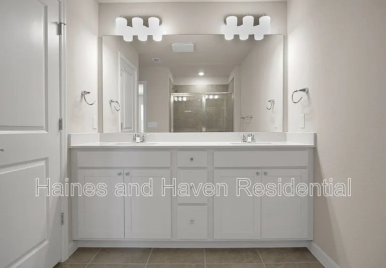 4292 Chester Springs Blvd — Photo 18