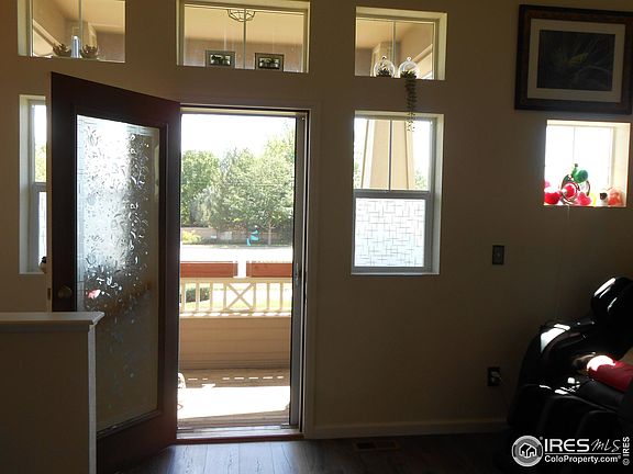 4th image of 1751 Venice Ln