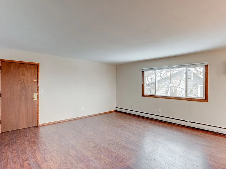 441 Grand Ave — Photo 8