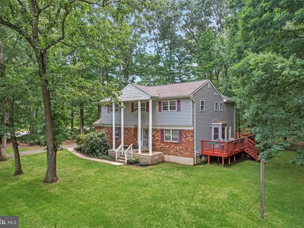 261 Hickory Corner Rd, East Windsor, NJ 08520