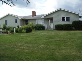 370 Ridge Rd, New Brighton, PA 15066