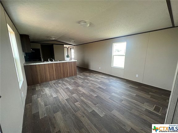 5th image of 189 Villarreal Ln