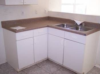 4th image of 222 Sharmain Pl