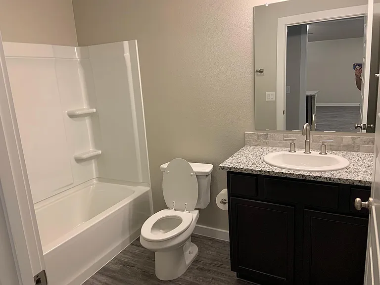 3608 Valencia Ave — Photo 12