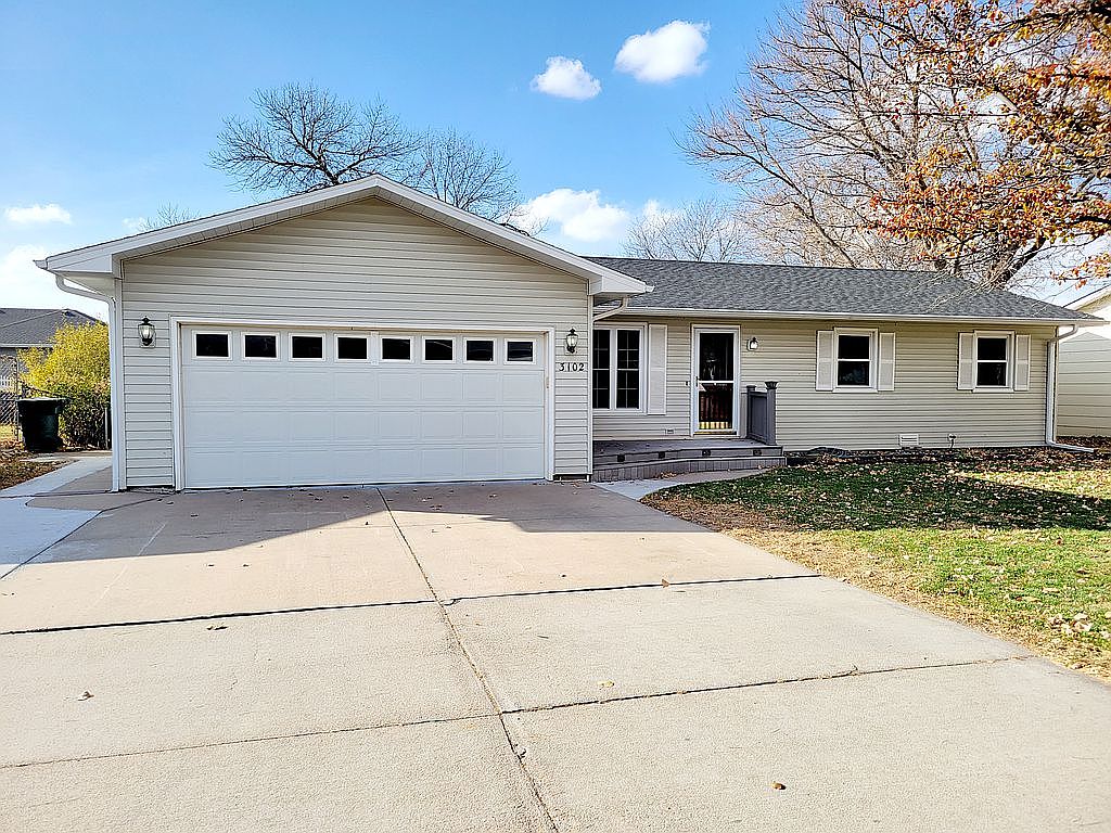 3102 Ioke St, North Platte, NE 69101 Zillow