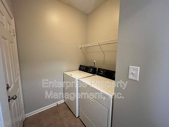 5th image of 2709 Bending Elm Dr