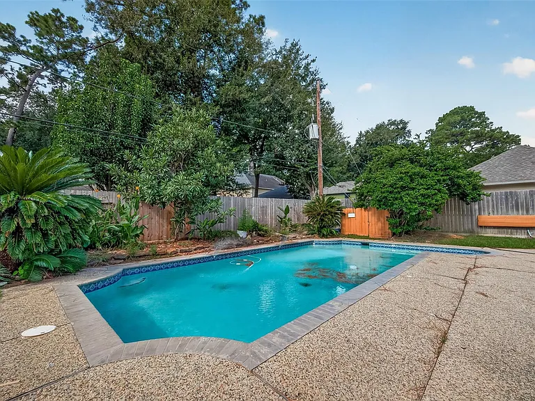 12619 Chriswood Dr — Photo 46