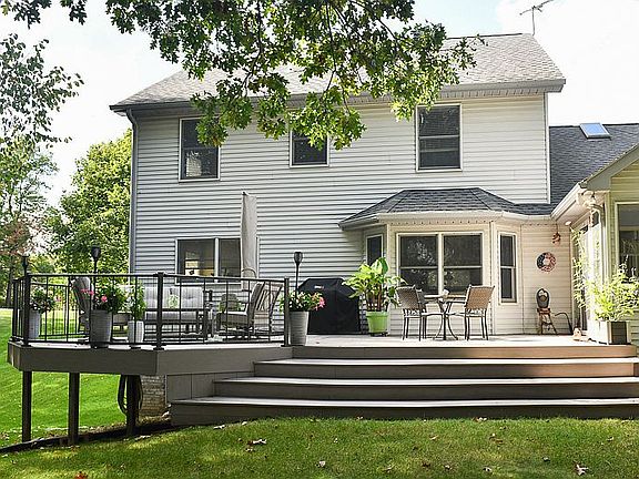 3rd image of 3559 Timber Ridge Dr