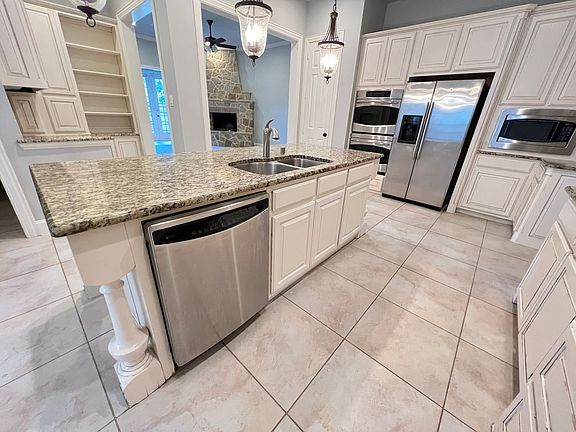 3rd image of 13569 Torrington Dr