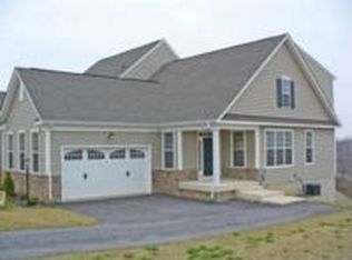 730 Countryside Rd, Seven Valleys, PA 17360