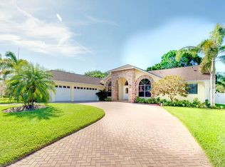 14220 Sunshine Ct, Largo, FL 33774