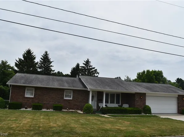 154 Crisswill Rd, Saint Clairsville, OH 43950