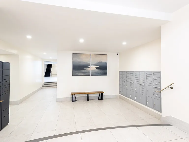 246 E 46th St #5H — Photo 13