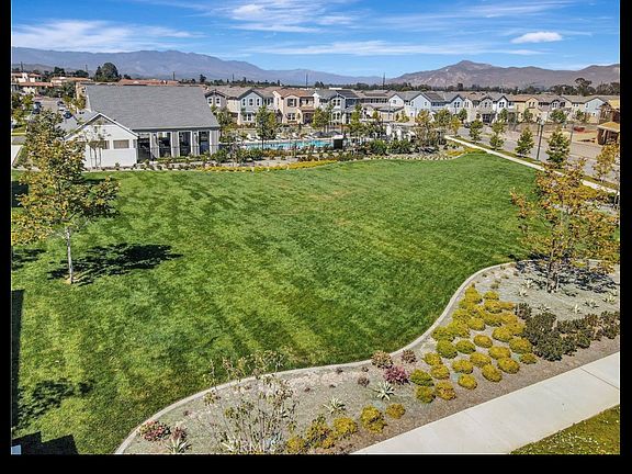 2nd image of 10758 Belair Pl