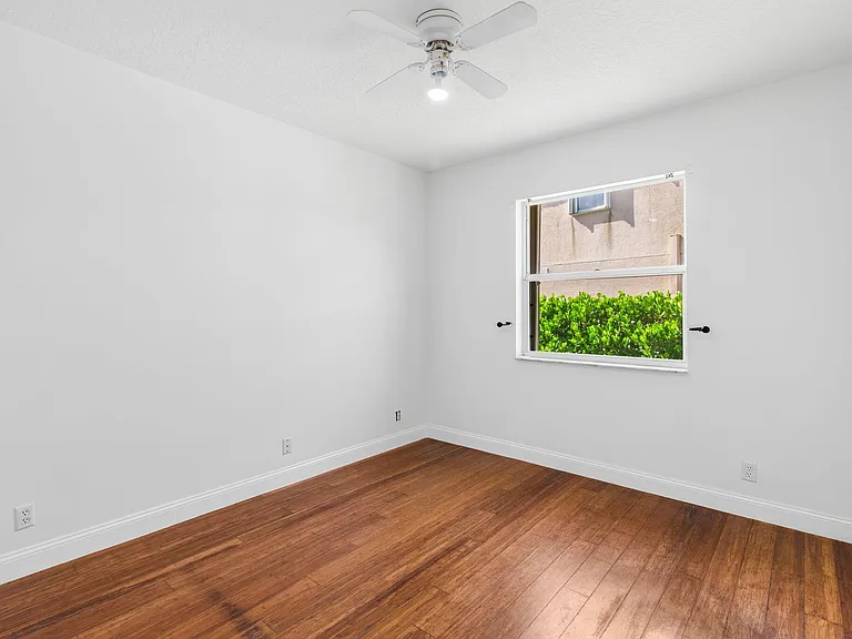 21698 Abington Ct — Photo 67