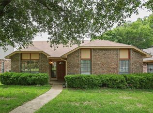 4007 David Phillips St, Dallas, TX 75227