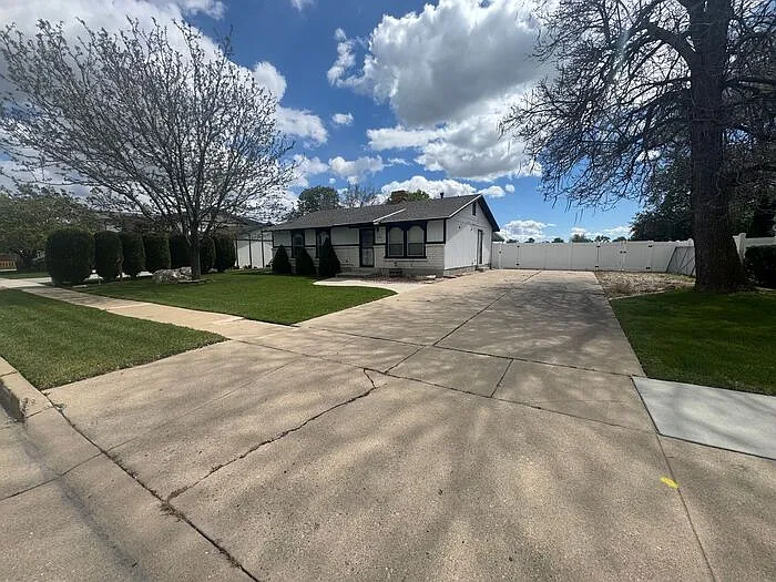 Building Photo - 2207 W 900 N