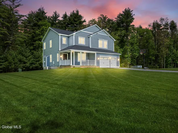 6 Pine Bark Place, Saratoga Springs, NY 12866