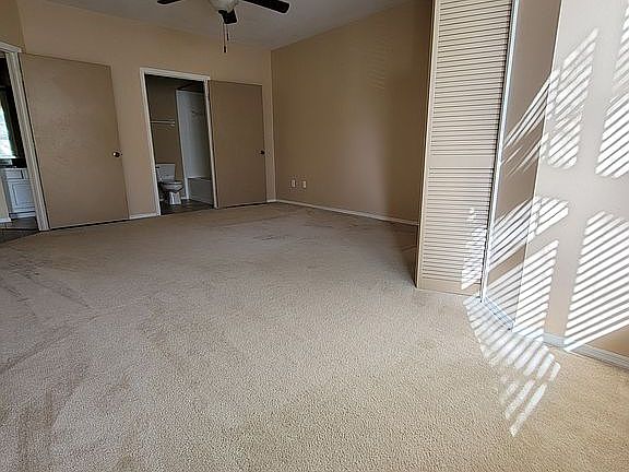 Master with walk in closet