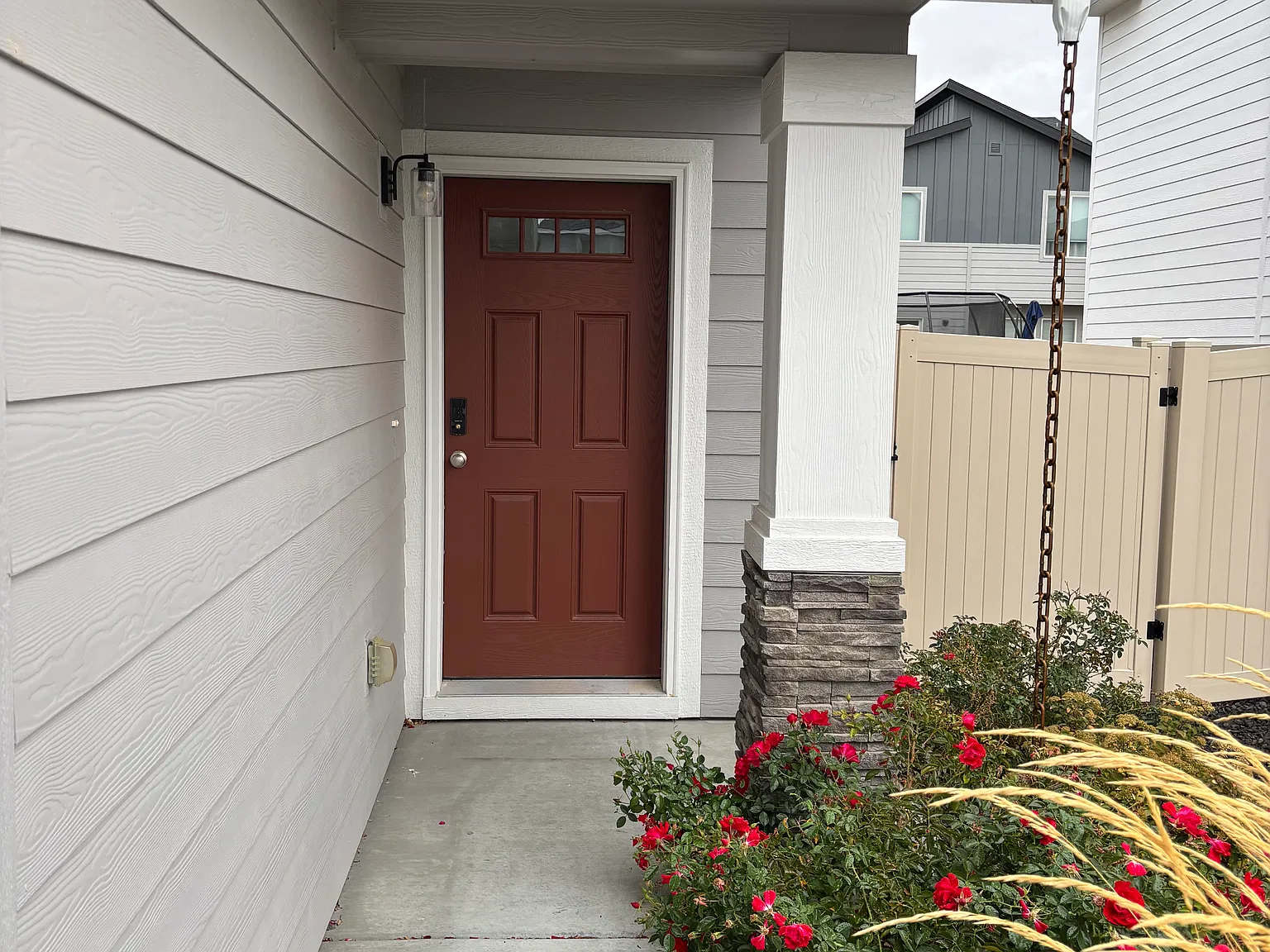 3 bed, 2.5 bath, 1528 sqft, $2,300 — Photo 4