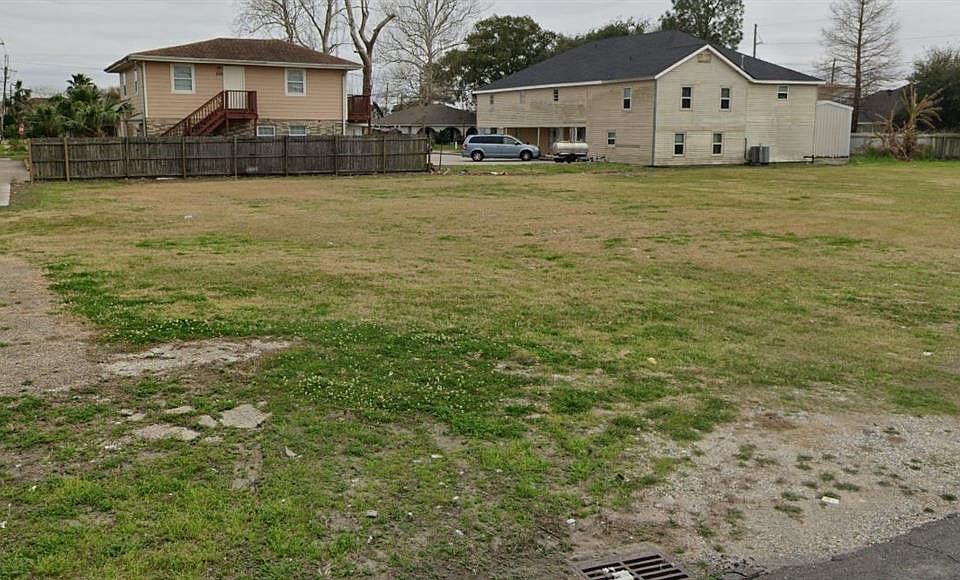 1st image of 3625 Park Blvd