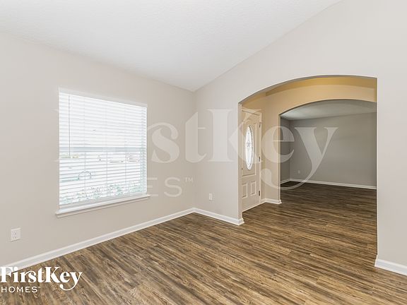 4th image of 9760 Woodstone Mill Dr