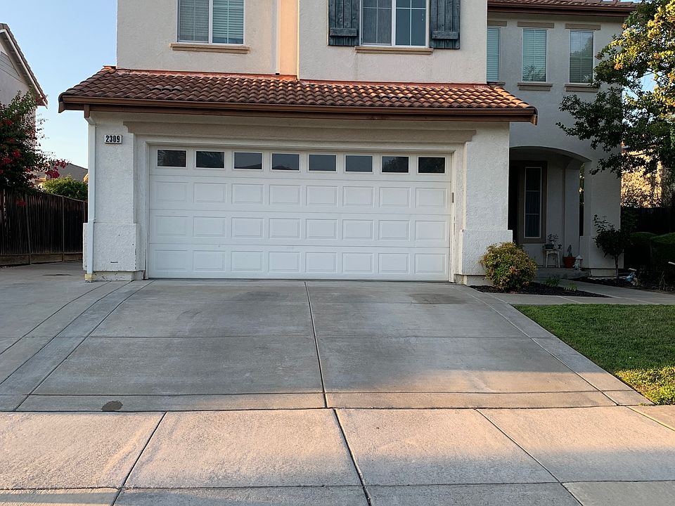 1st image of 2309 Saint Augustine Dr