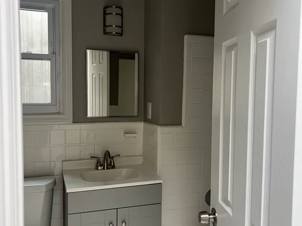 4331 Hunt Pl NE, Washington, DC 20019