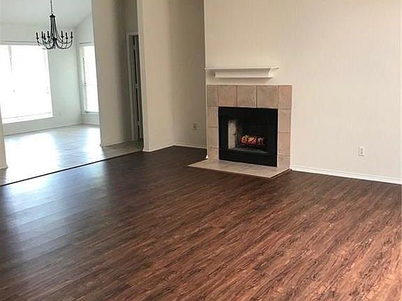 2nd image of 6705 Driffield Cir E
