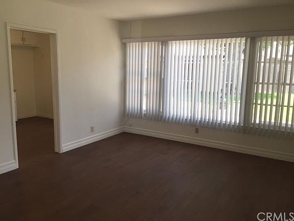 4th image of 12016 Bombardier Ave