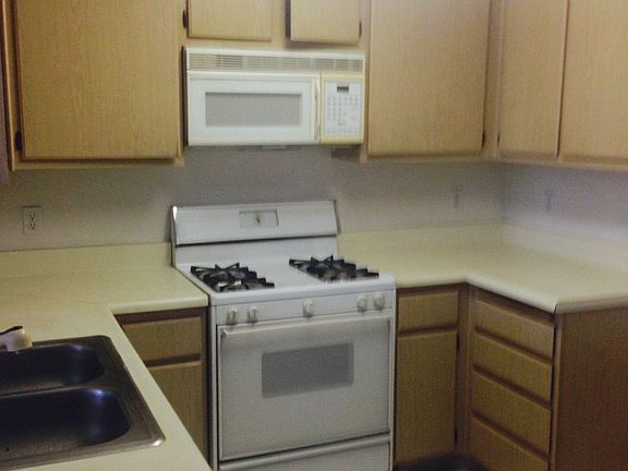 2nd image of 13133 Le Parc Unit 1102
