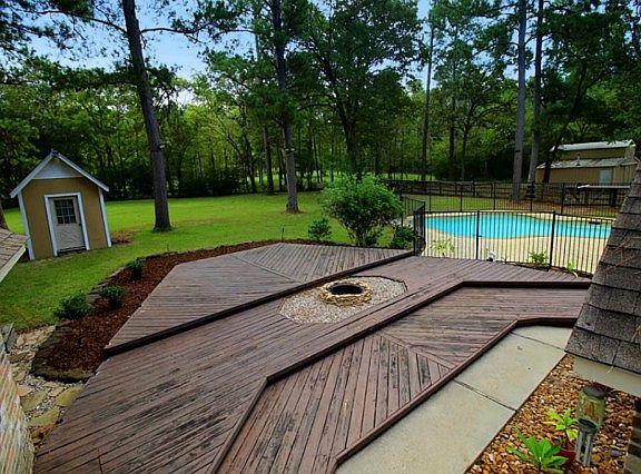2nd image of 11698 Forest Glen Dr
