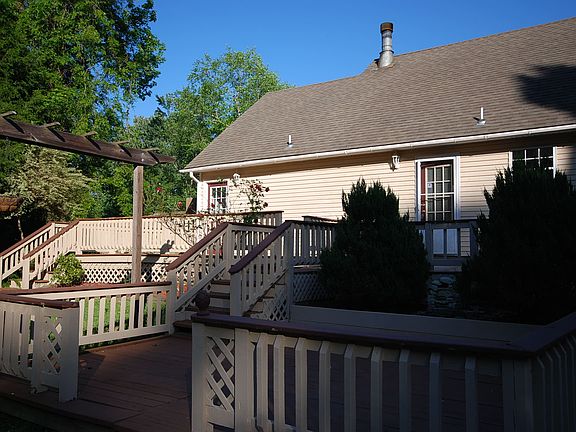 4th image of 100 Bonita Ct