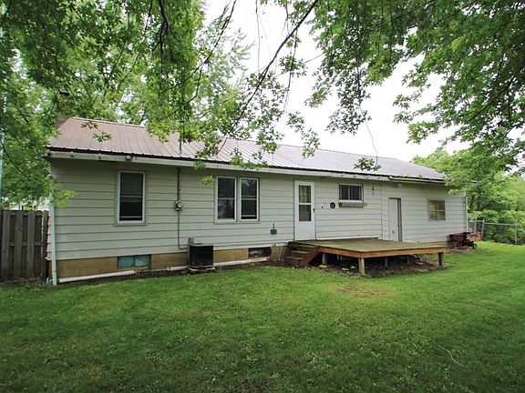 3rd image of 105 Bundy Ct