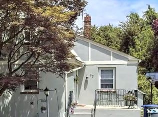 29 N Cedar Ave, Maple Shade, NJ 08052