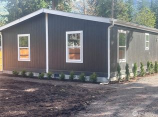 6257 Azure Way, Maple Falls, WA 98266