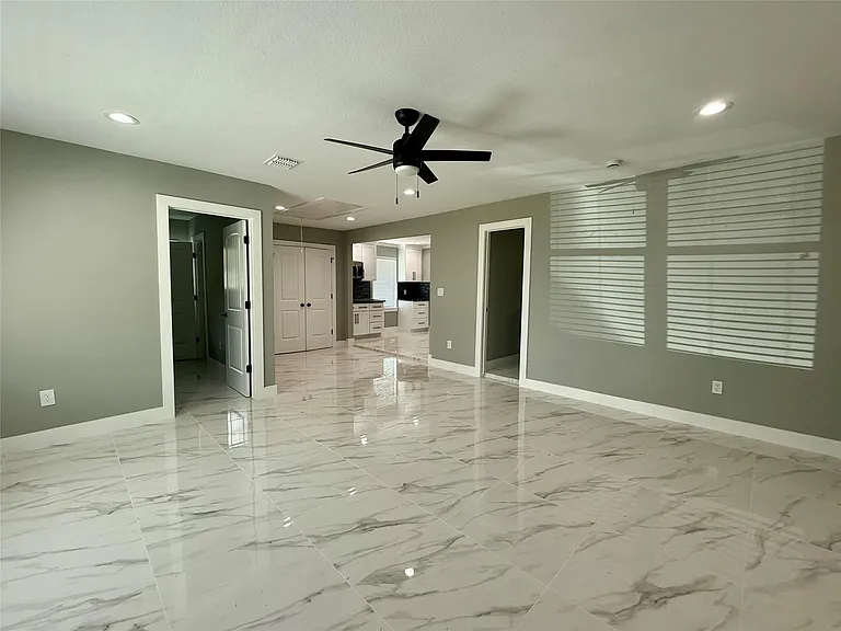 2630 De Soto St — Photo 3
