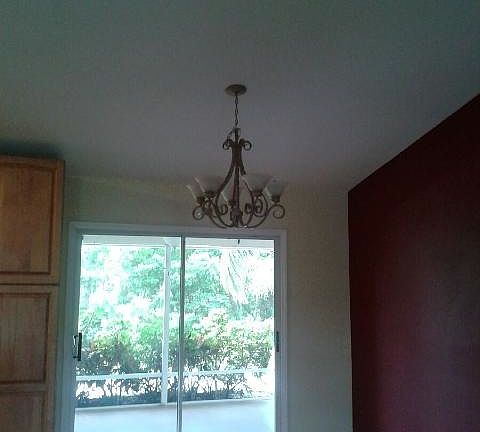 3rd image of 1025 SW Coleman Ave