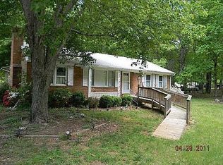 9436 Fredericks Hall Rd, Mineral, VA 23117