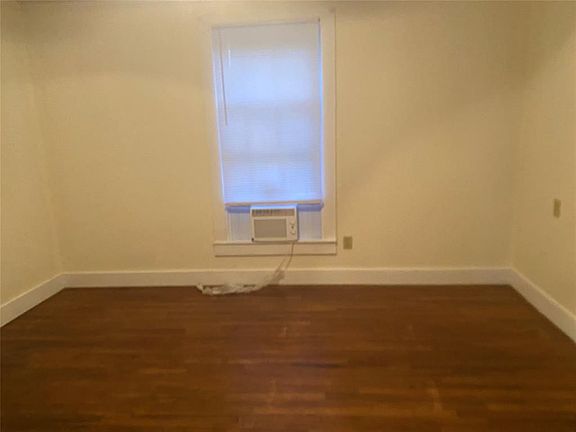 4th image of 3902 County Road 704