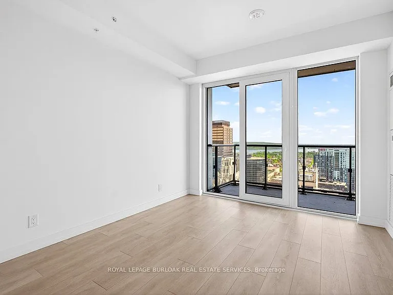 75 James St S #2404 — Photo 7
