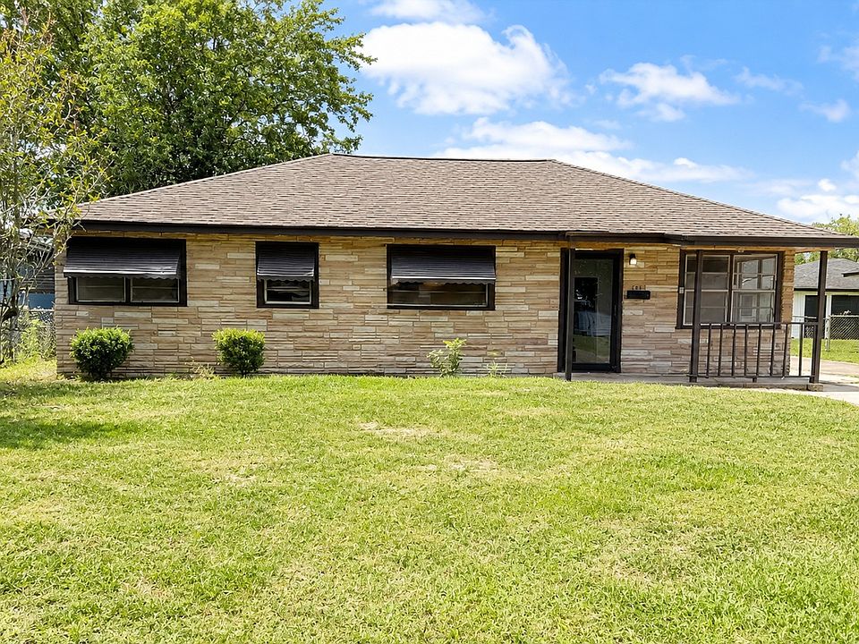 1st image of 3725 W Lynwood Dr