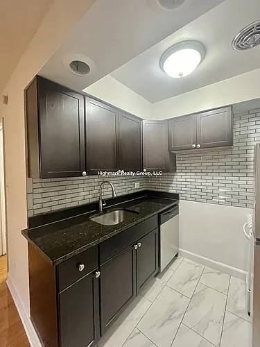 6830 N Sheridan Rd #554 Photo 1