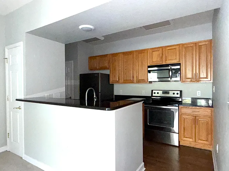 233 Eyam Hall Ln — Photo 6