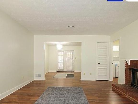 3rd image of 200 Mill Creek Pl #200