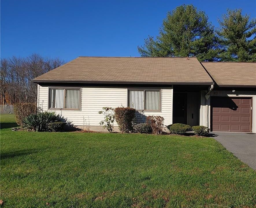 1st image of 137 Columbia Ct #A