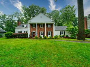 4 Concord Ln, Morristown, NJ 07960