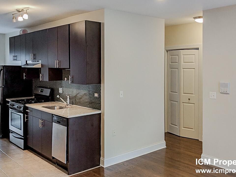 1st image of 516 W Cornelia Ave #3E